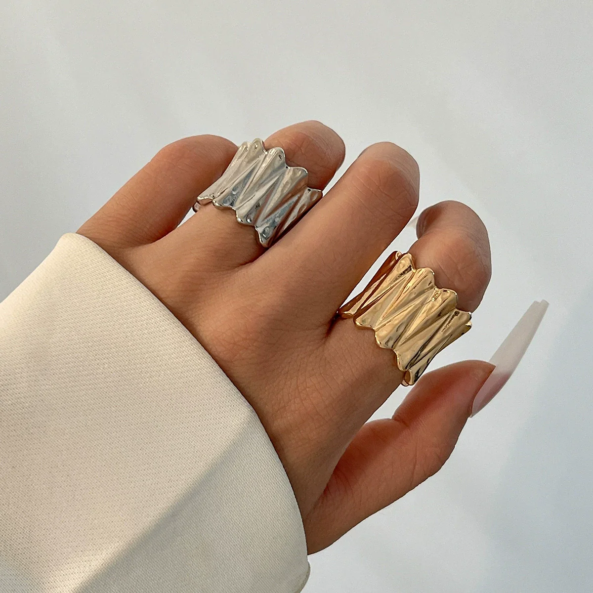 Jewelry Hip Hop Style Geometric Alloy Electroplated Irregular Twisted Ring - Image 4