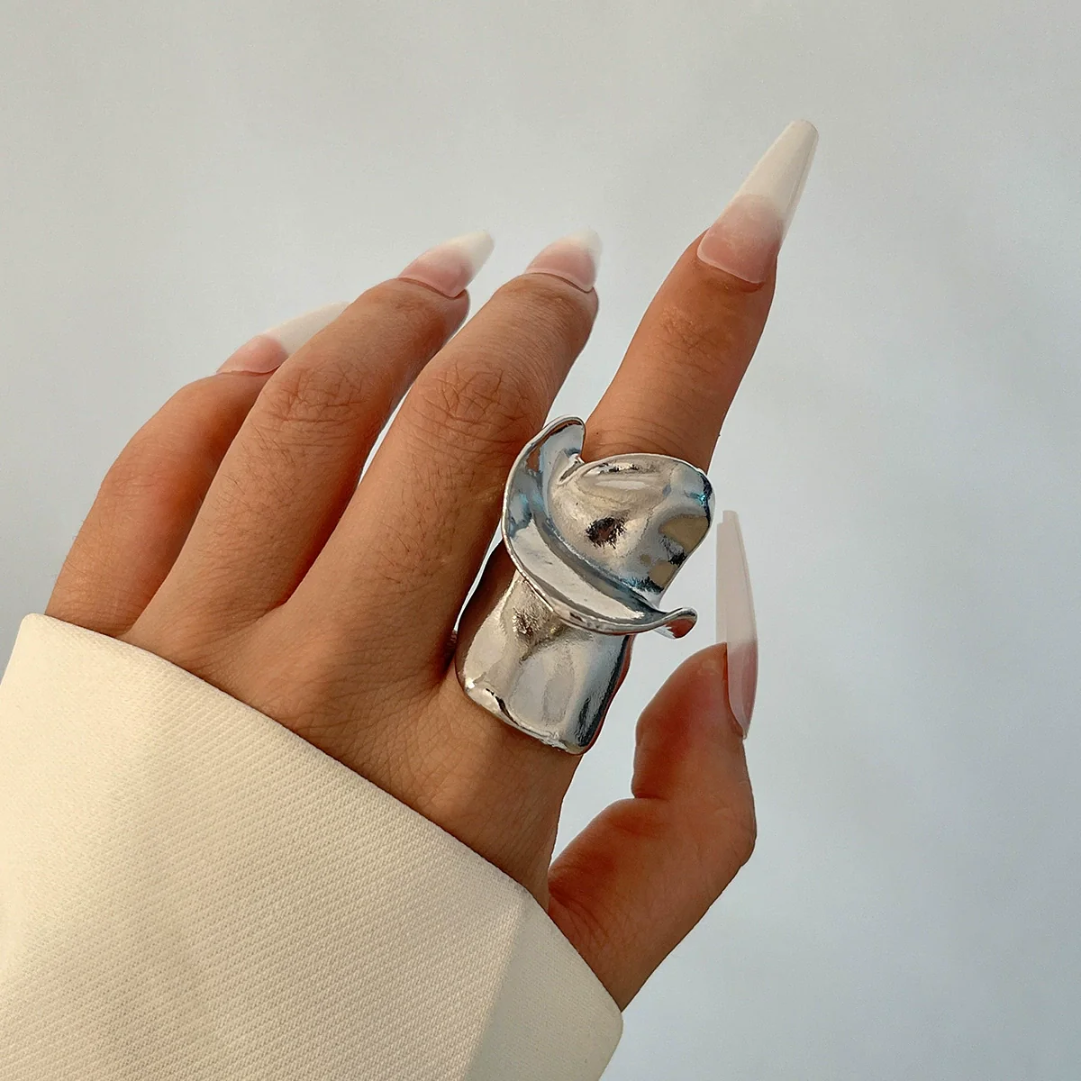 Jewelry Hip Hop Style Geometric Alloy Electroplated Irregular Twisted Ring - Image 7