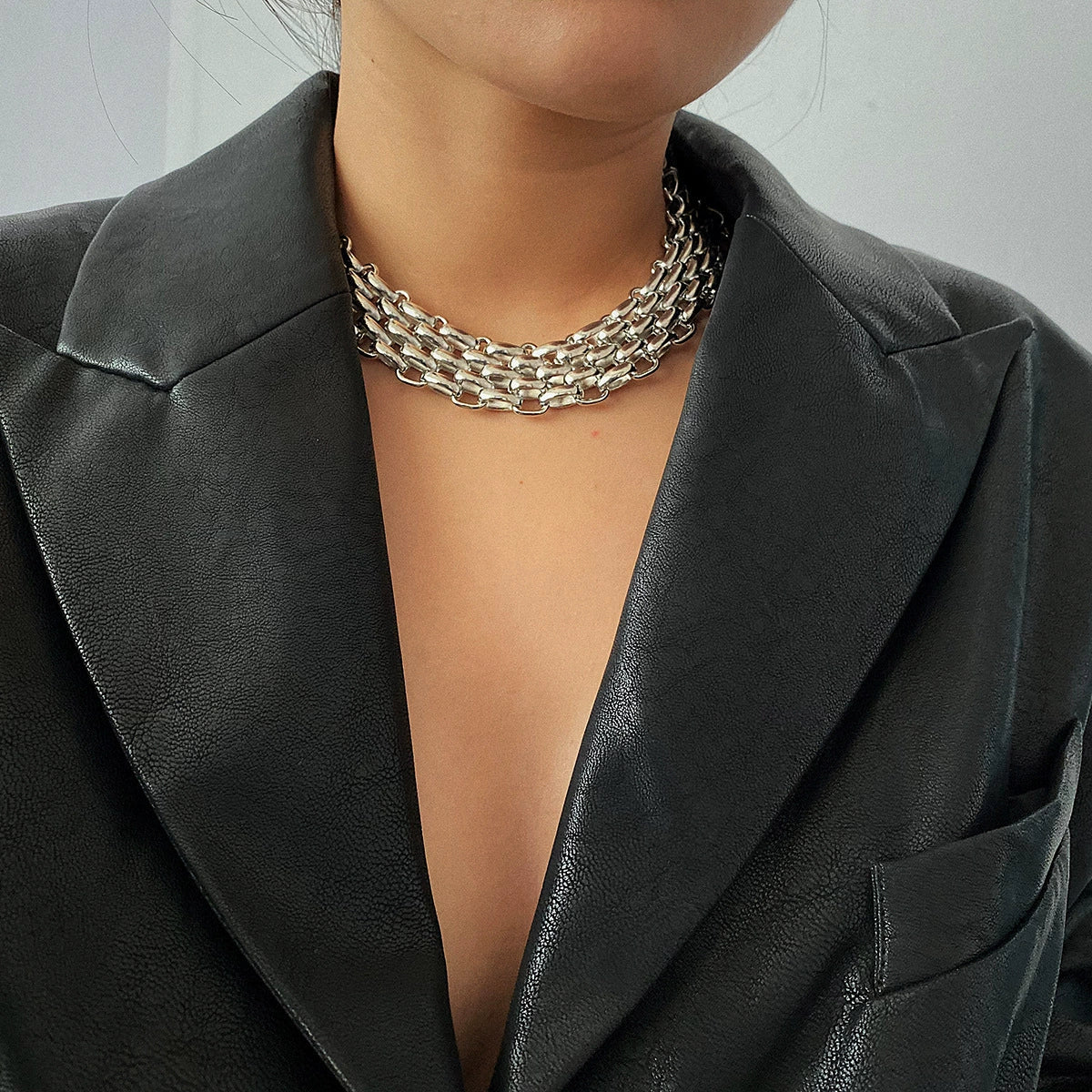 Jewelry Iron Alloy Wave Pattern Electroplating Simple Style Women's Necklace - Image 7