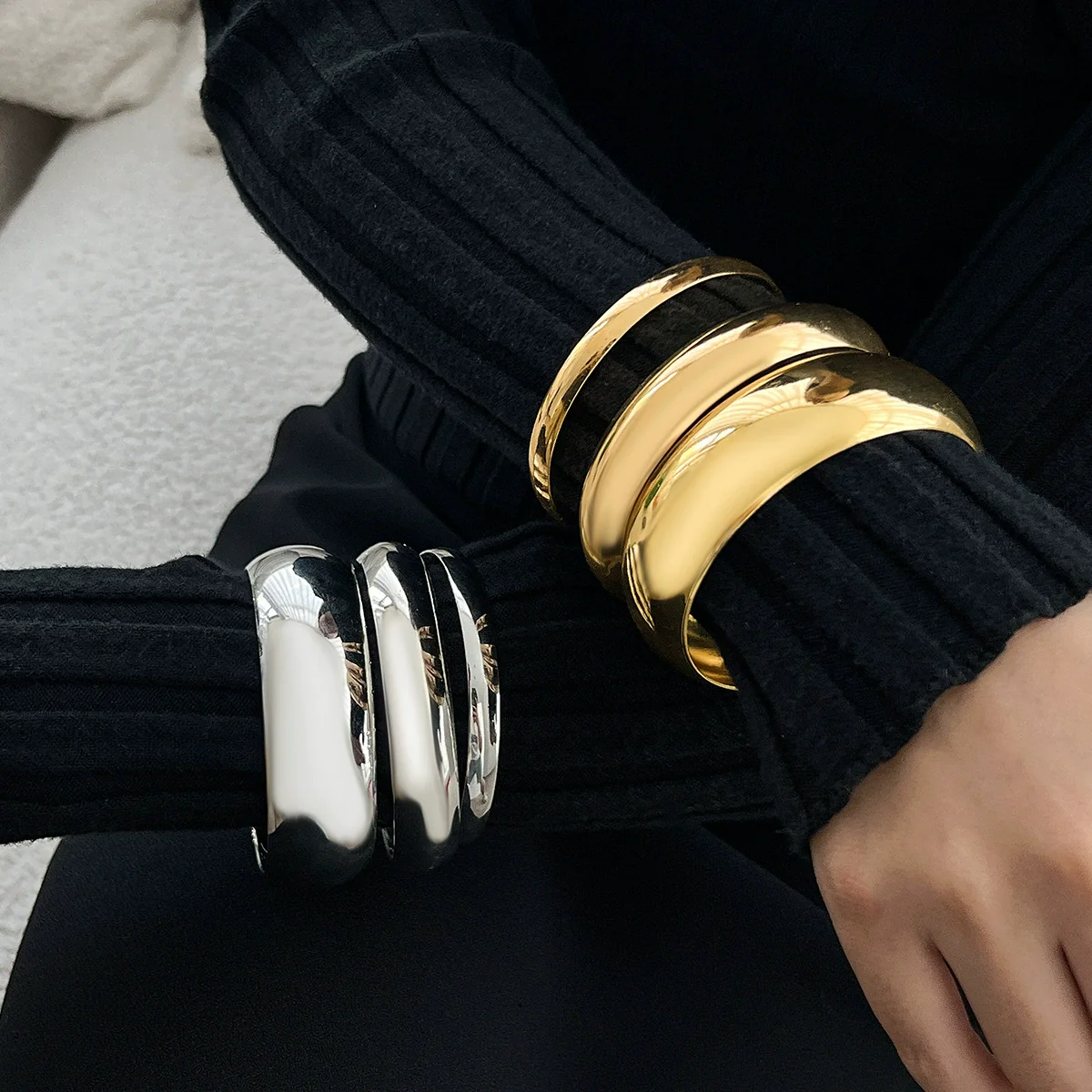 Jewelry Iron Simple Geometric Curved Glossy Twist Bracelet Set Electroplated - Image 2