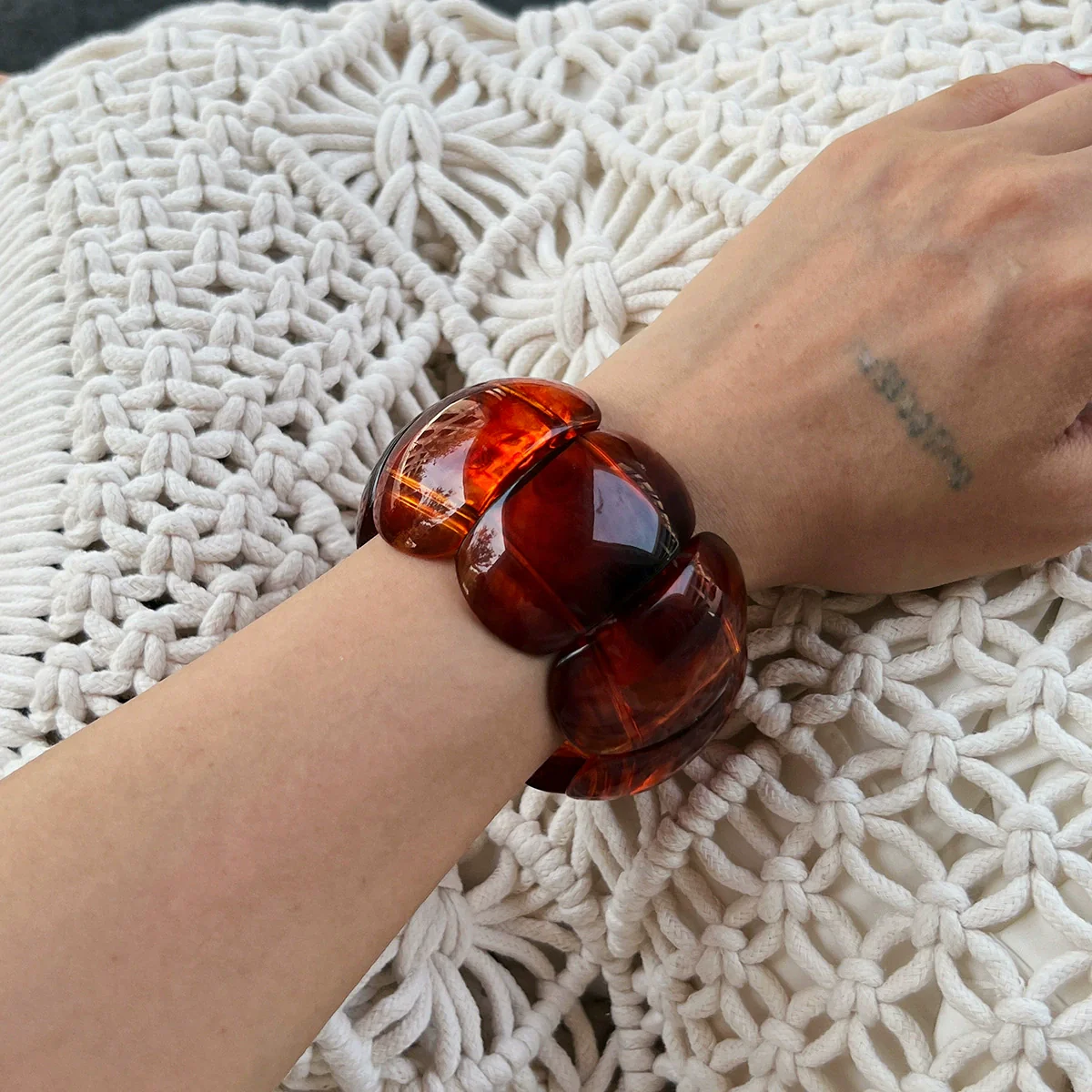 Jewelry Maillard Style Acrylic Oval Resin Splicing Handmade Exaggerated Geometric Bracelet - Image 8