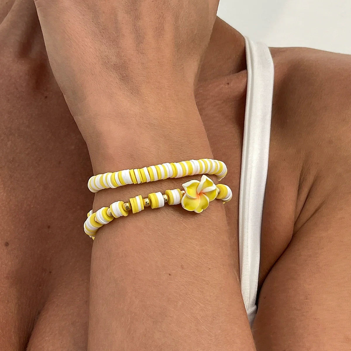 Jewelry Soft Ceramic Bracelet Handmade With Fivepetal Flower Shell Pendant - Image 2