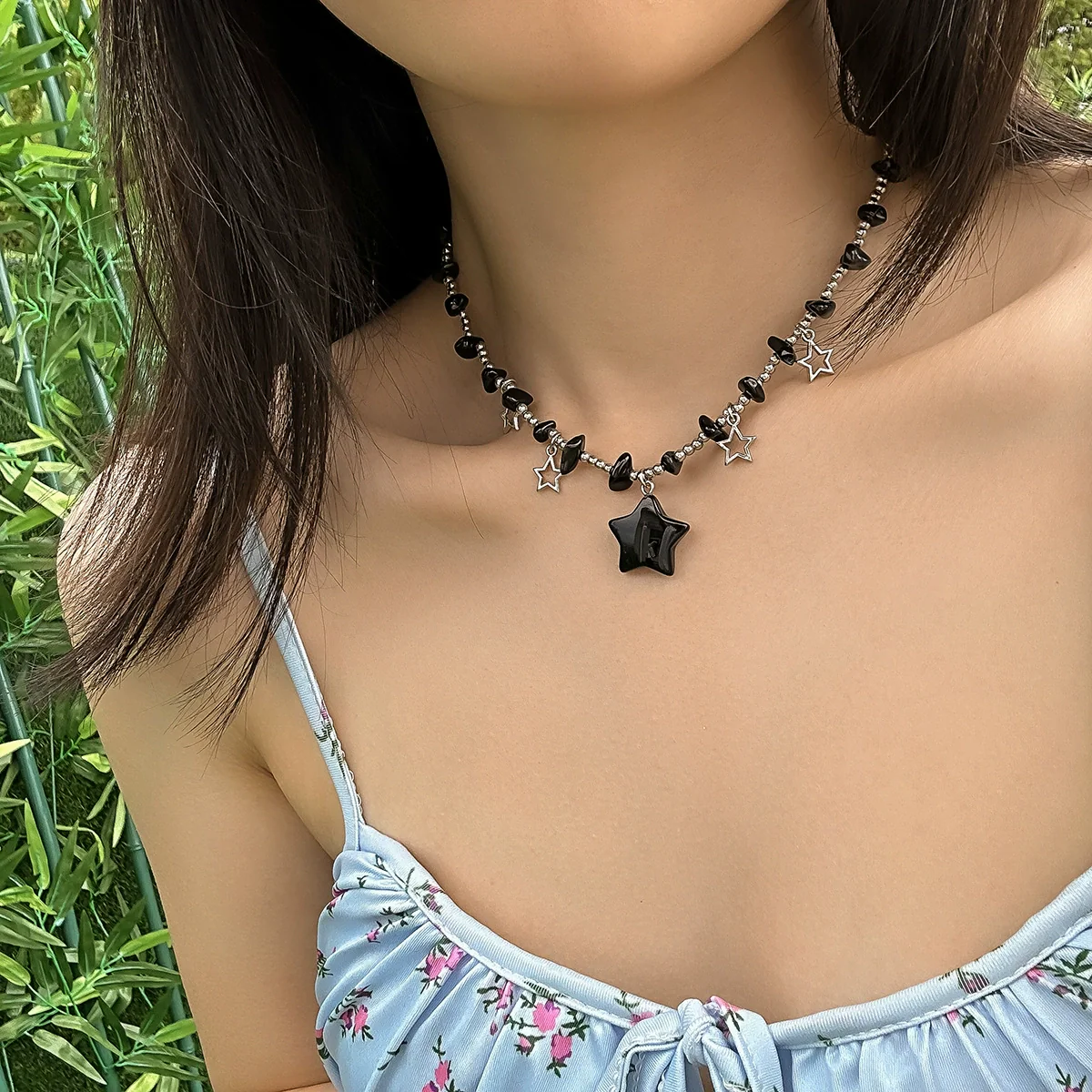Jewelry Sweet Irregular Turquoise Plastic Ball Chain Collarbone Necklace With Geometric Design And Electroplating Treatment For Women - Image 8