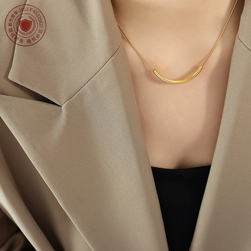 Jewelry 316L Stainless Steel Gold Plated Geometric Style Electroplated Smile Necklace For Women - Image 4