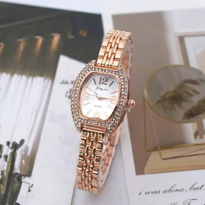Ladies Alloy Barrel Shape Digital Quartz Watch Leisure Style