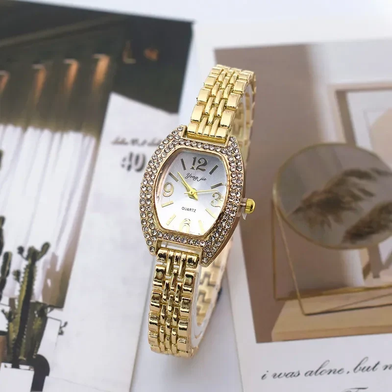 Ladies Alloy Barrel Shape Digital Quartz Watch Leisure Style - Image 2