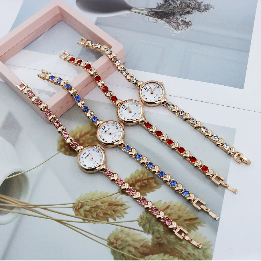 Ladies Alloy Bracelet Watch With Round Dial Casual Style - Image 4