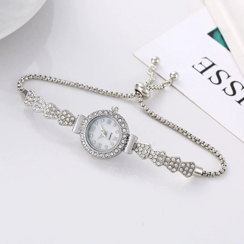 Ladies Alloy Round Quartz Watch With Diamond Fashionable Style And Pull Rope Buckle And Spiral Crown - Image 3
