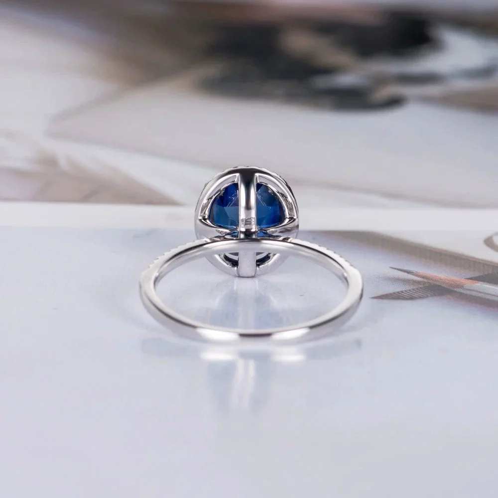 Ladies Copper Zircon Ring With Geometric Design And Sapphire Blue Color - Image 4