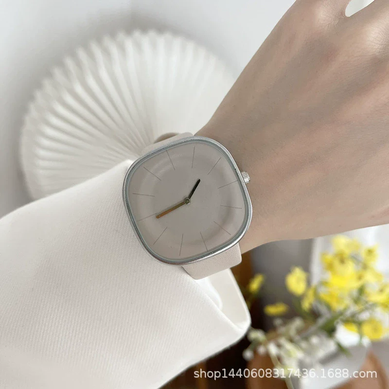 Leisure Girl Watch Alloy Case Ordinary Glass Mirror - Image 3