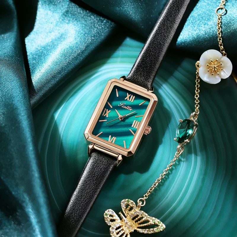 Leisure Square Alloy Women's Watch In Peacock Green