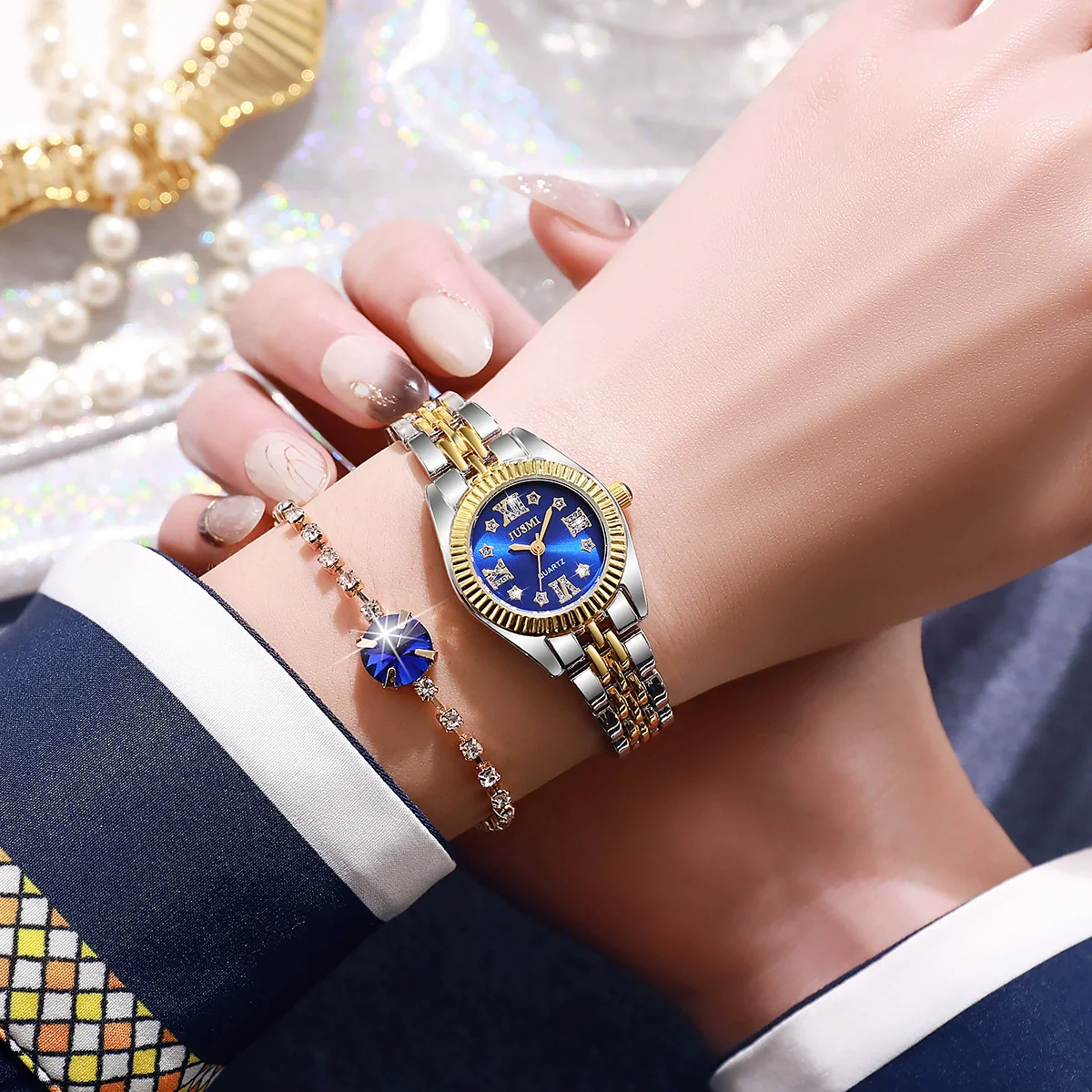 Leisure Style Alloy Case Stainless Steel Band Round Quartz Watch And Jewelry Set - Image 2