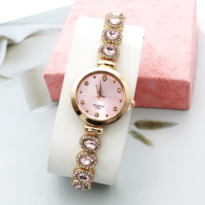 Leisure Women's Quartz Bracelet Watch Alloy Case Stainless Steel Strap Round Dial - Image 18
