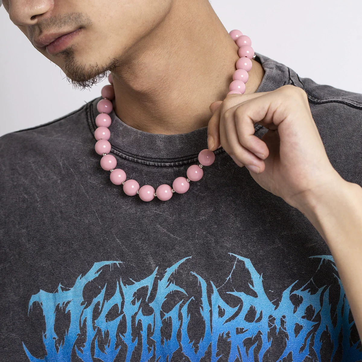 Men's Acrylic Beaded Geometric Clavicle Chain Necklace - Image 2