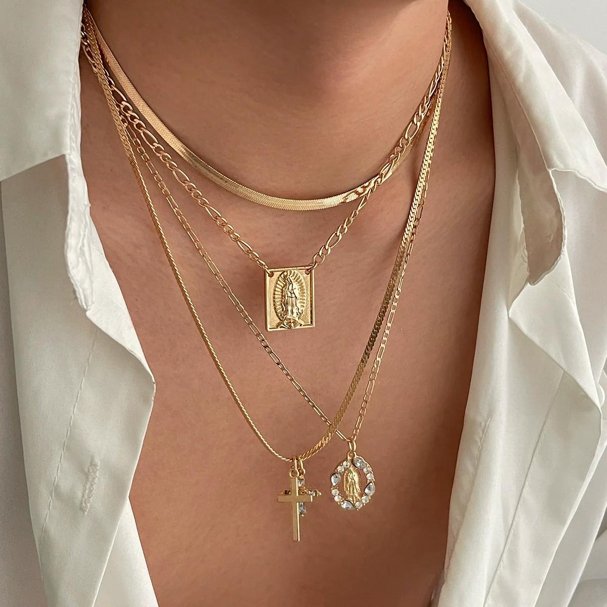 Men's Alloy Geometric Pendant Necklace Handmade Snake Bone Chain