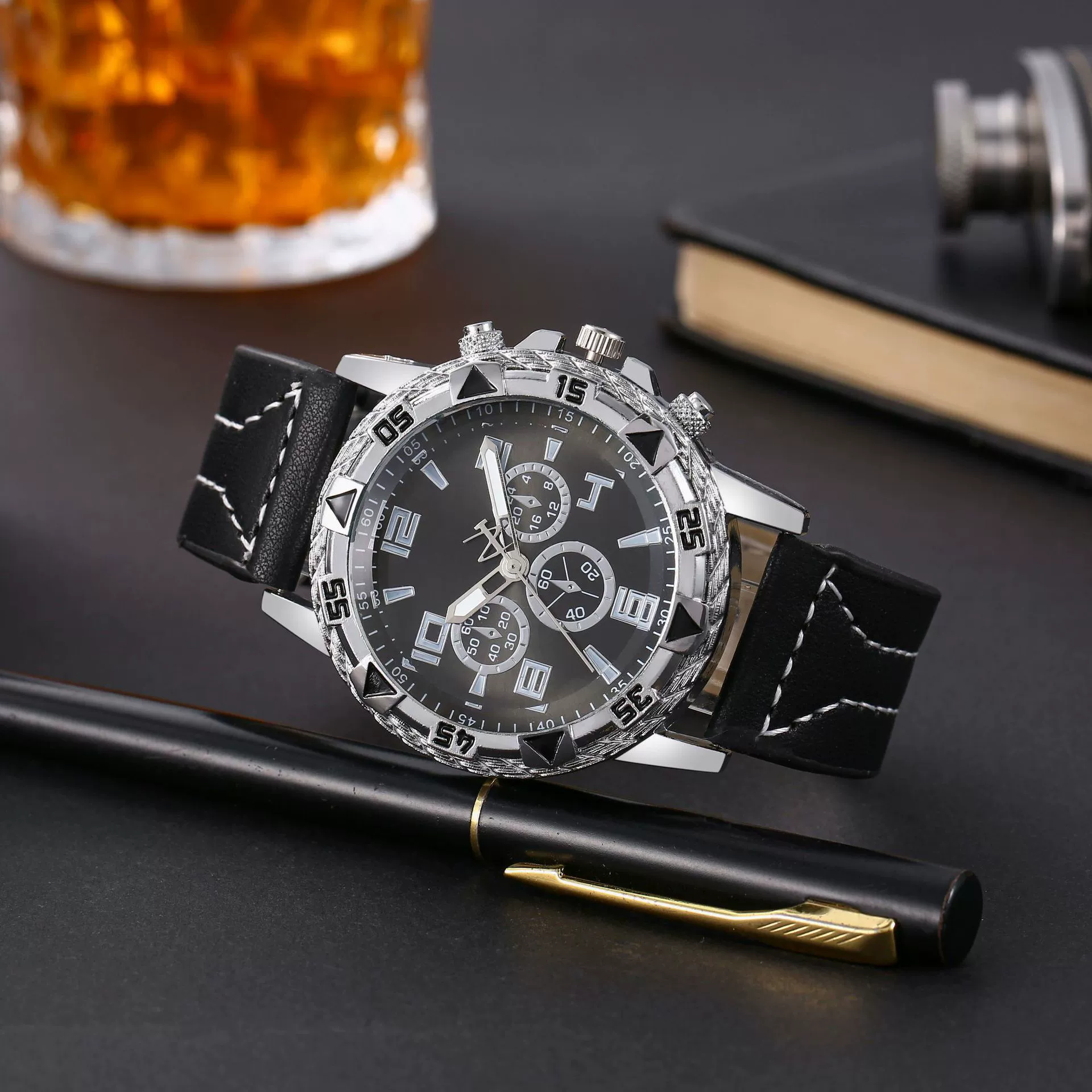 Men's Fashion Business Quartz Watch Metal Case Imitation Leather Strap Titanium Buckle Round Dial - Image 8