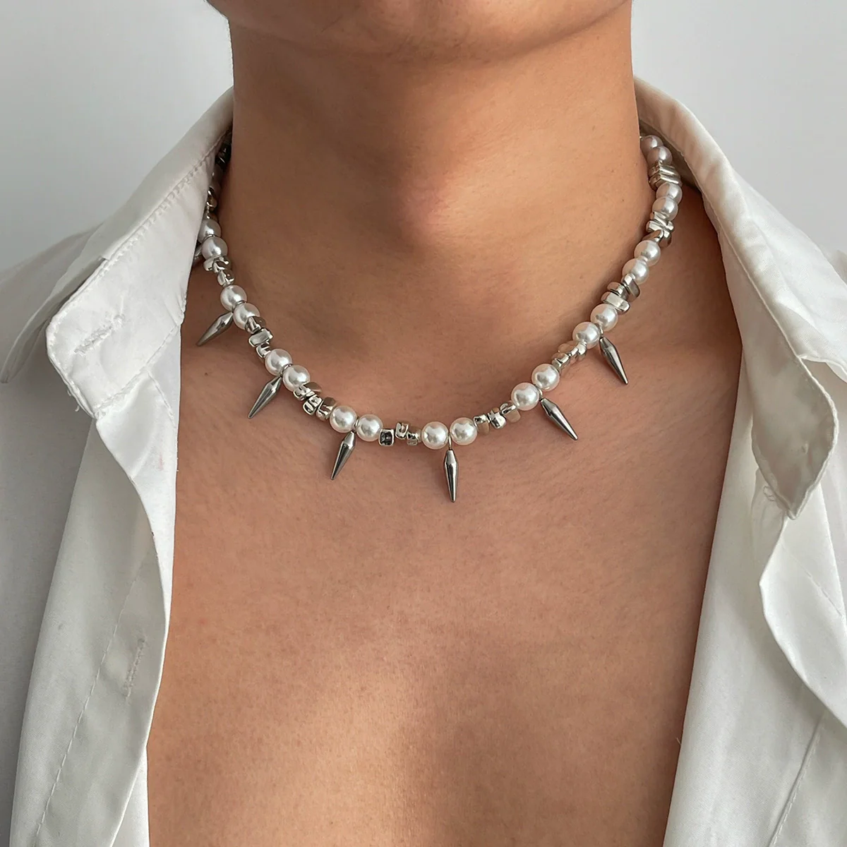 Men's Hip Hop Imitation Pearl Stainless Steel Alloy Rivet Handmade Geometric Clavicle Chain Necklace - Image 2