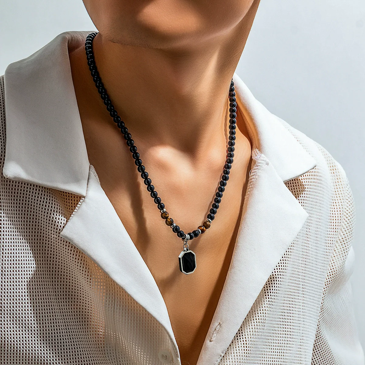 Men's Hiphop Niche Highend Simple Acrylic And Stainless Steel Geometric Handmade Beaded Necklace - Image 2