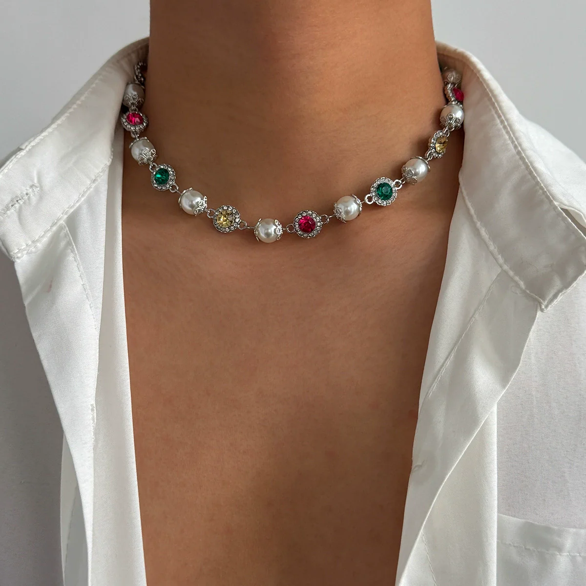 Men's Jewelry Handmade Imitation Pearl And Alloy Diamondencrusted Geometric Necklace - Image 3