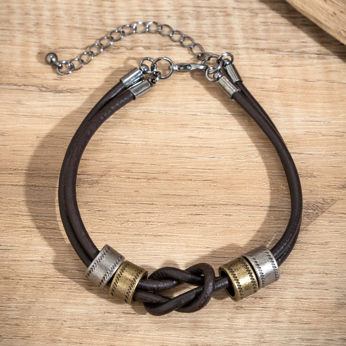 Men's Leather Geometric Knotted Ring Necklace Handmade Alloy Pendant Regular Chain Hip Hop Niche High Grade Beaded Clavicle Chain Accessories - Image 7