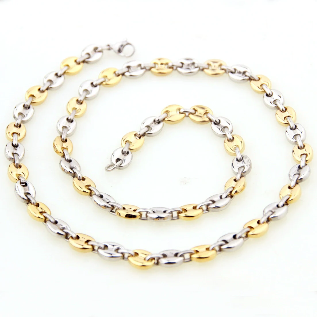 Men's Minimalist Titanium Steel Hiphop Coffee Bean Pig Nose Chain Necklace With Polishing Treatment - Image 3