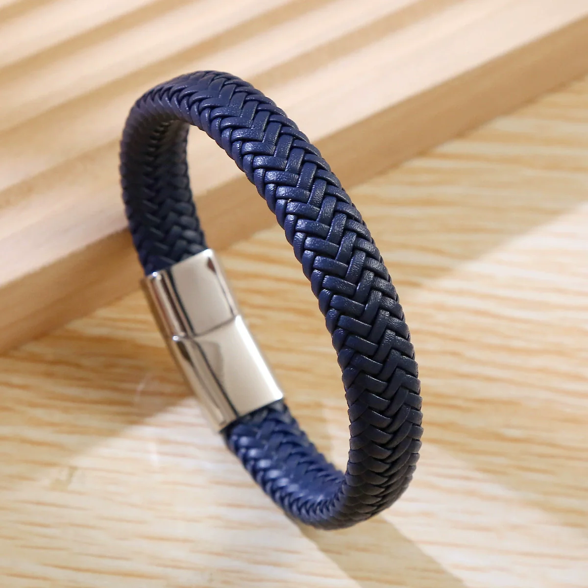Men's Simple Versatile Leather Handmade Geometric Bracelet With Stainless Steel Magnetic Buckle - Image 3