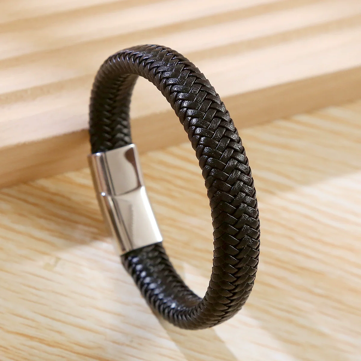 Men's Simple Versatile Leather Handmade Geometric Bracelet With Stainless Steel Magnetic Buckle - Image 6