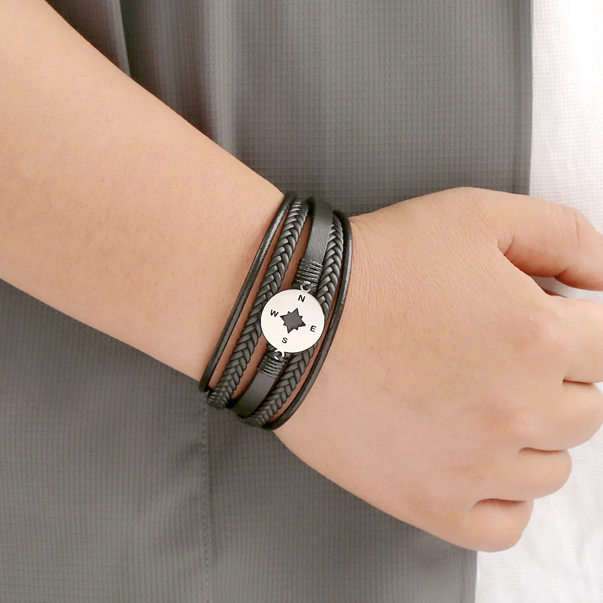 Men's Stainless Steel Handwoven Bracelet Jewelry With Electroplating Treatment And Original Design - Image 2