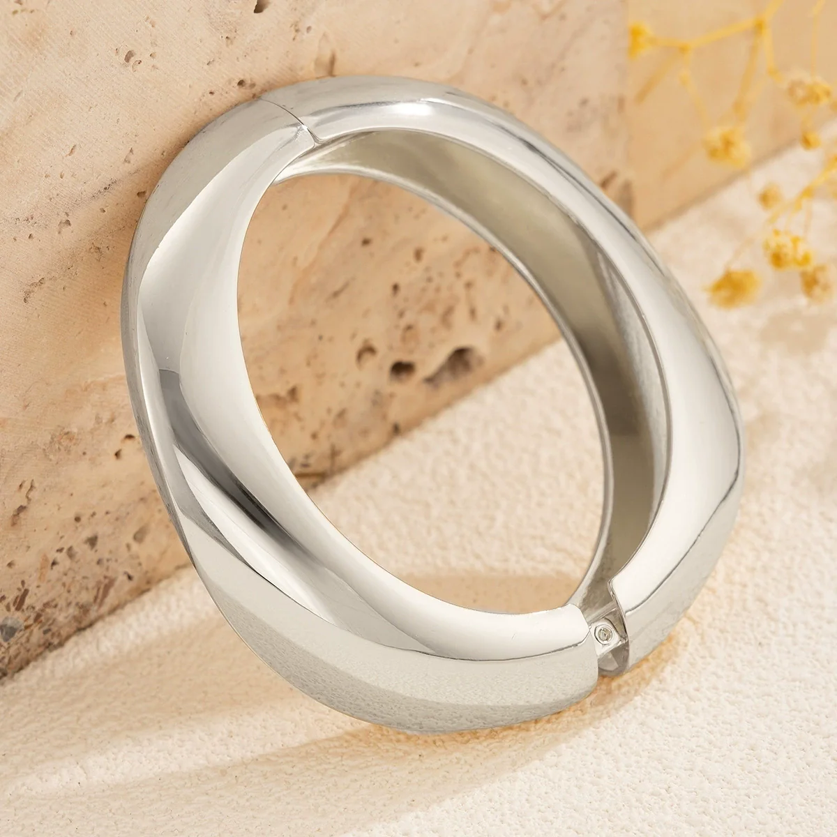 Metal Electroplated Irregular Texture Spring Bracelet In Geometric Style - Image 7