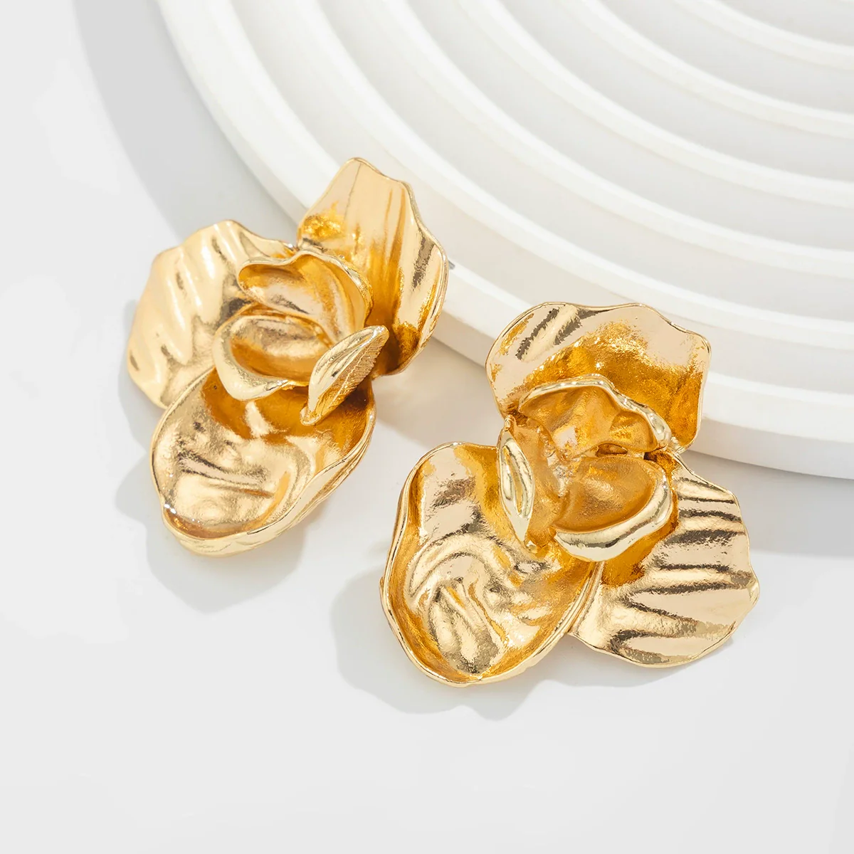 Metal Geometric Irregular Pleated Flower Bow Earrings Electroplated - Image 4