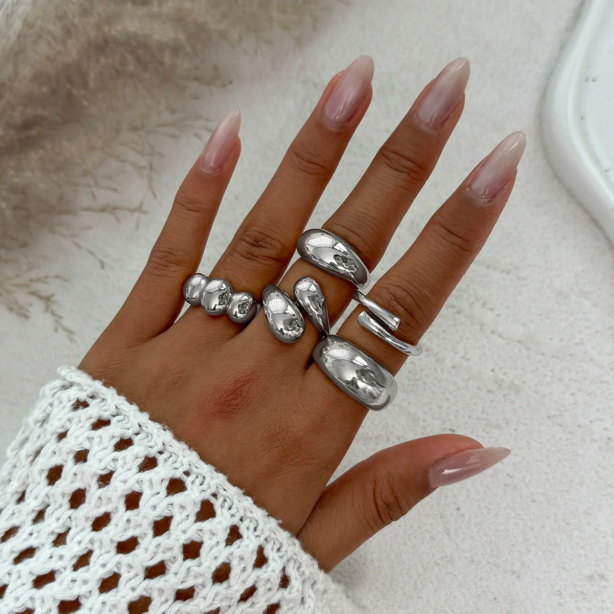 Metal Geometric Water Drop Hug Ring Set For Women With Electroplating Style - Image 17