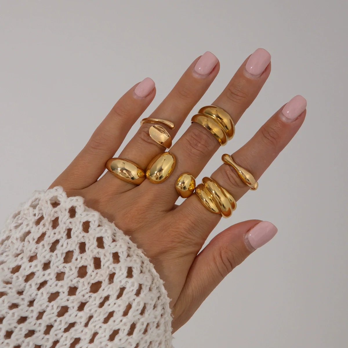 Metal Geometric Water Drop Hug Ring Set For Women With Electroplating Style - Image 2