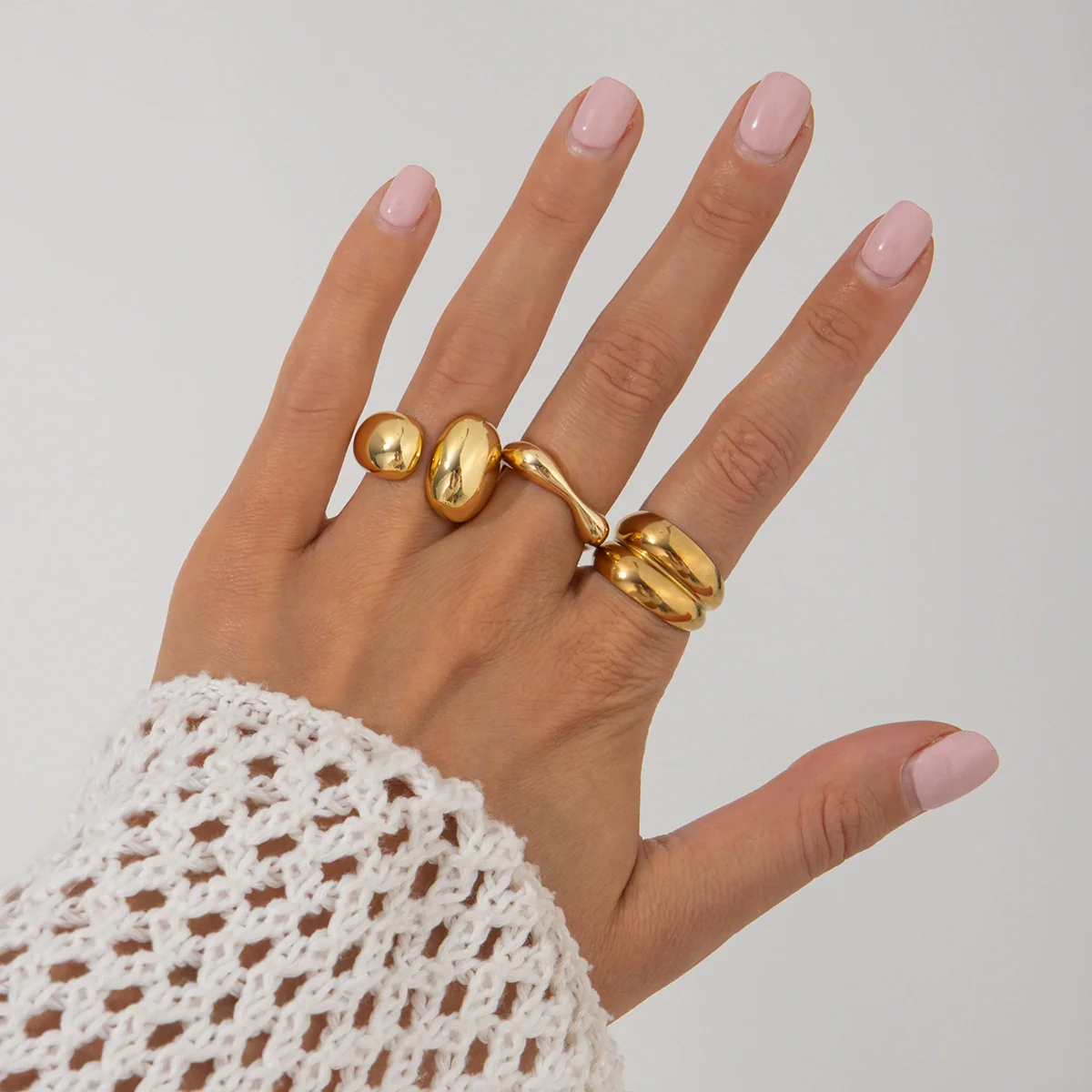 Metal Geometric Water Drop Hug Ring Set For Women With Electroplating Style - Image 3