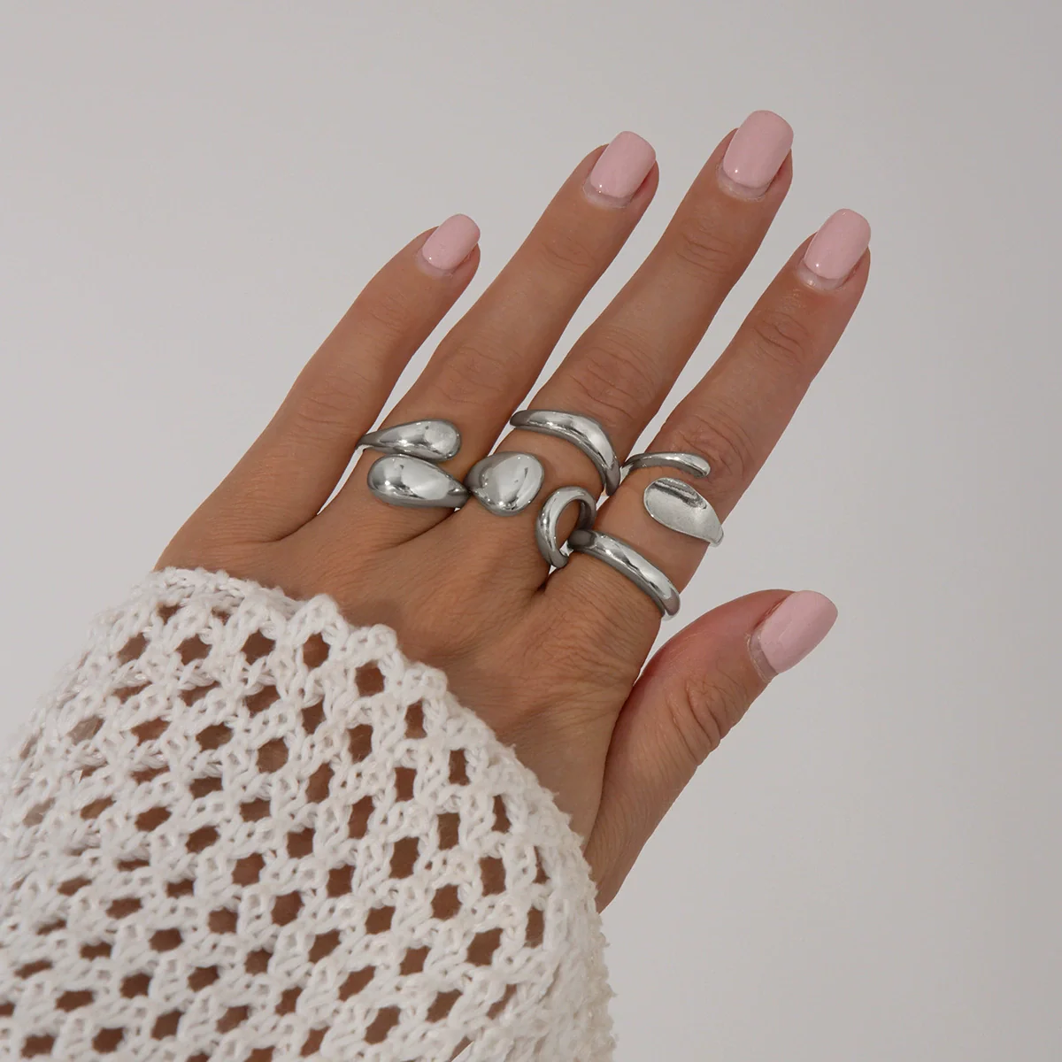 Metal Geometric Water Drop Hug Ring Set For Women With Electroplating Style - Image 9