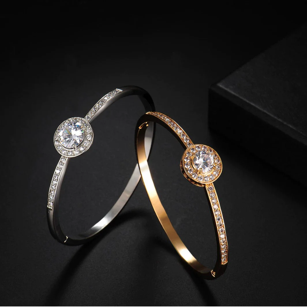 Metal Natural Style Diamond Gypsophila Round Women's Electroplated Bracelet - Image 4