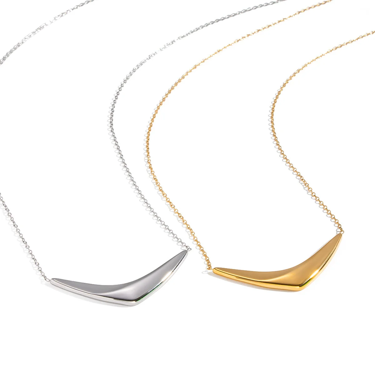 Minimalist Geometric Arc Pendant Necklace For Women Stainless Steel 18K Real Gold Plated With Pvd Furnace Vacuum Plating - Image 5