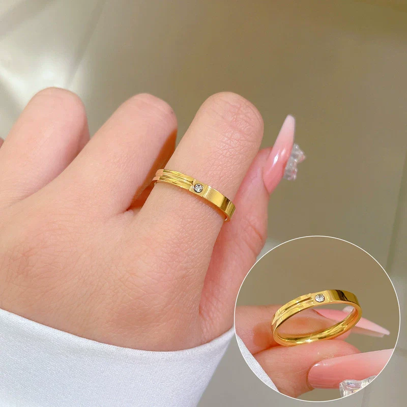 Minimalist Geometric Titanium Steel Crown Ring Unisex Polished - Image 2