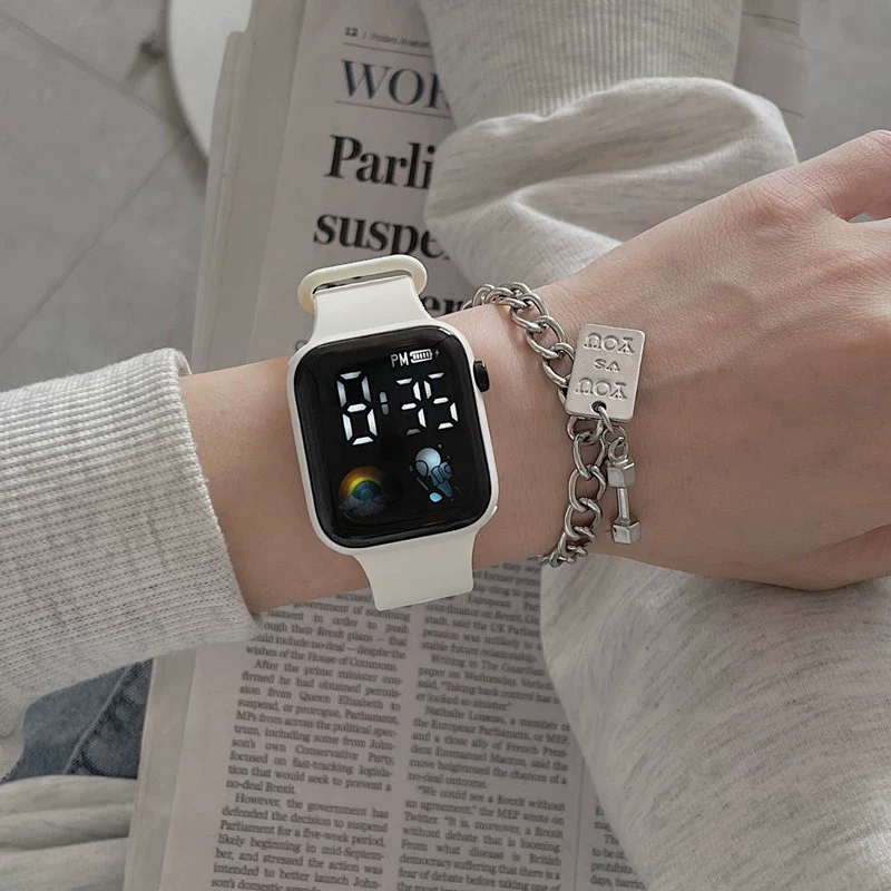 Multifunctional Sports Luminous Led Disposable Electronic Watch Plastic Case And Strap Rectangular Dial Minimalist And Sporty Style For Students - Image 2