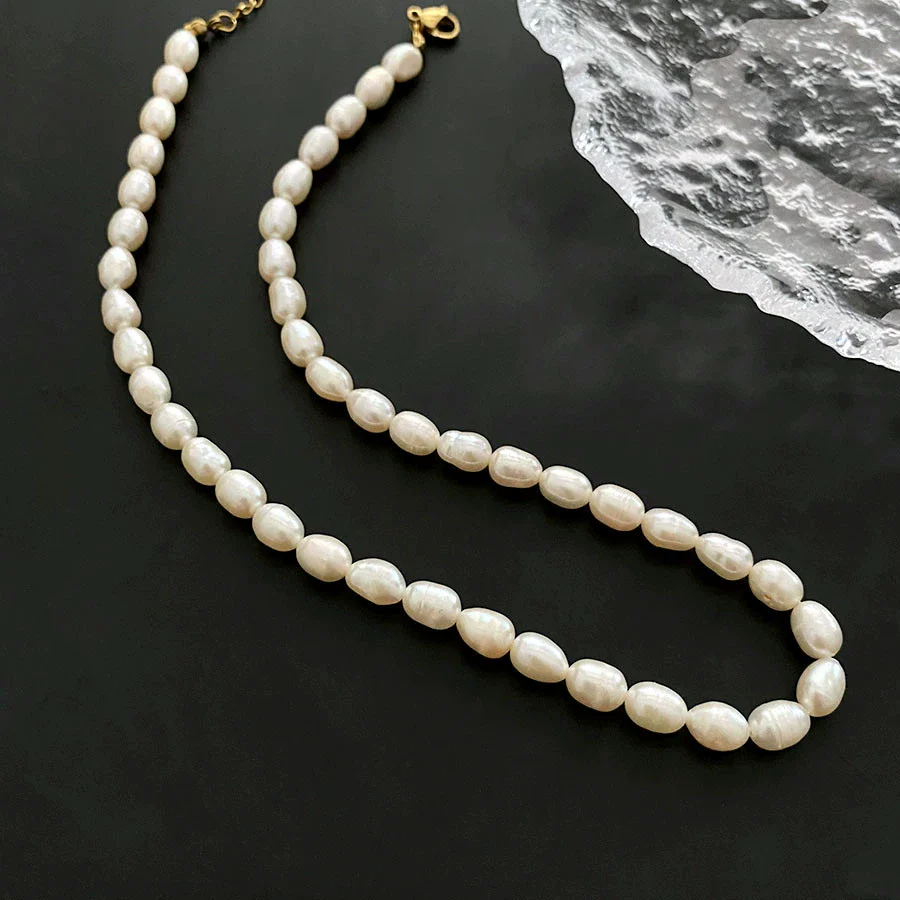 Necklace Freshwater Pearl Titanium Steel Geometric Light Luxury Electroplating Style - Image 3