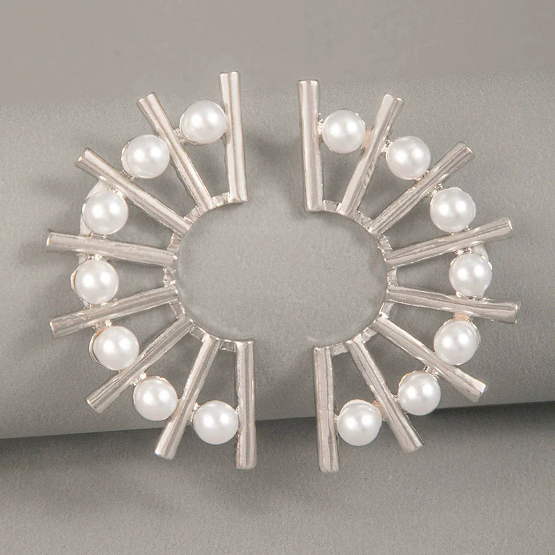 Pearl Earrings Metal Geometric Electroplating Small Flower Semicircle Style For Ladies - Image 7