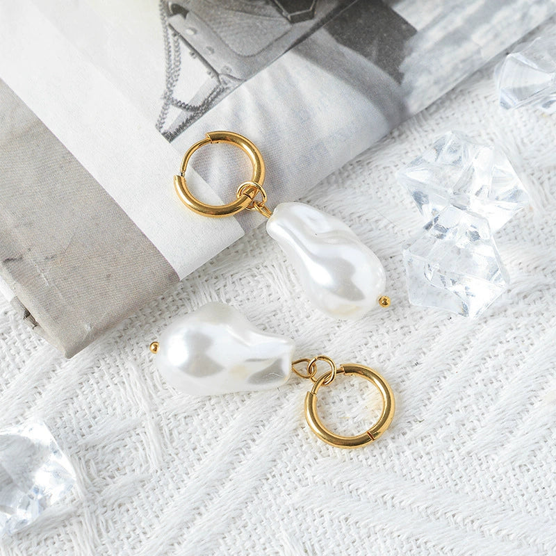 Pearl Geometric Retro Earrings For Women - Image 2