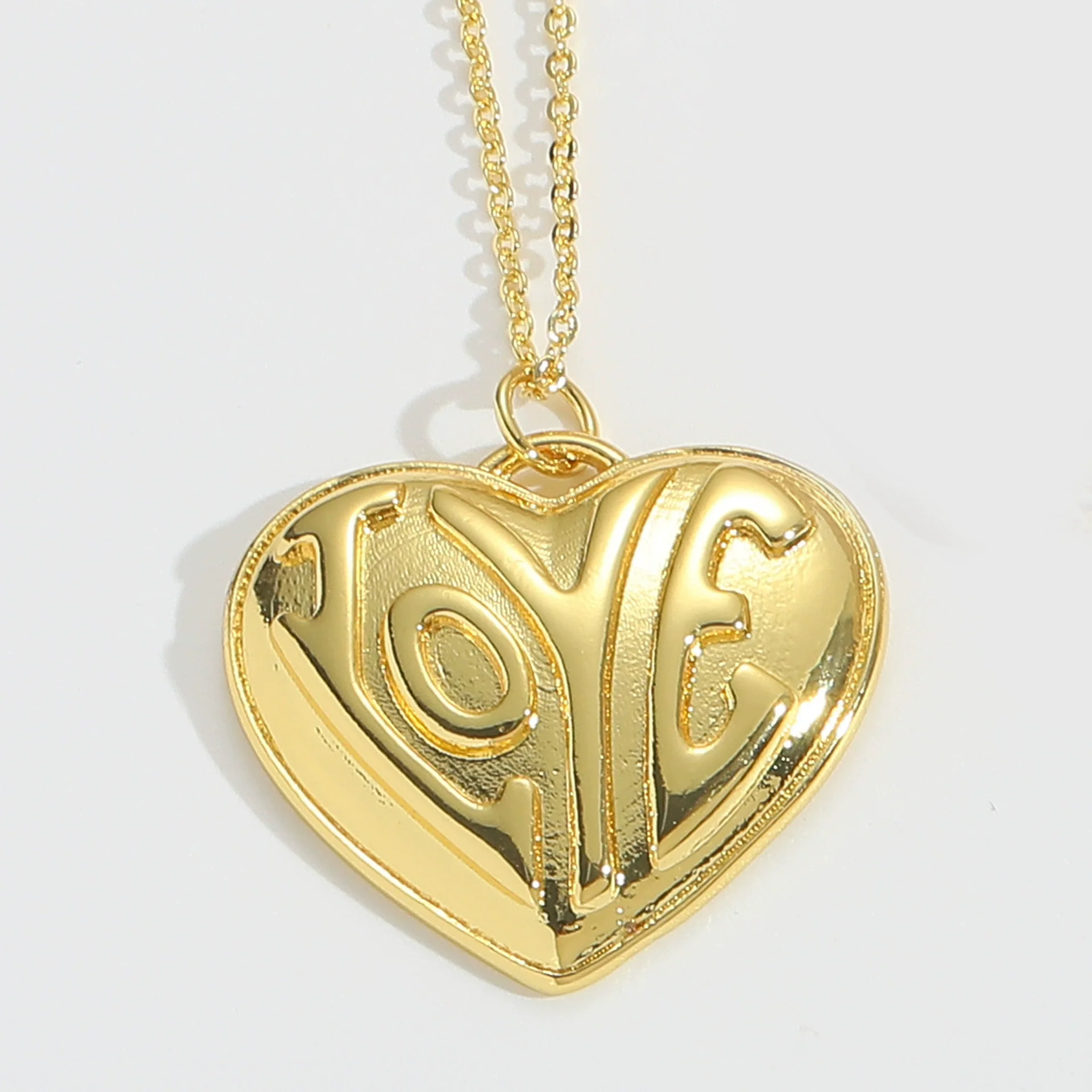 Pendant Necklace Copper 14K Goldplated Simple Geometric Heart Insect Bee Element - Image 7