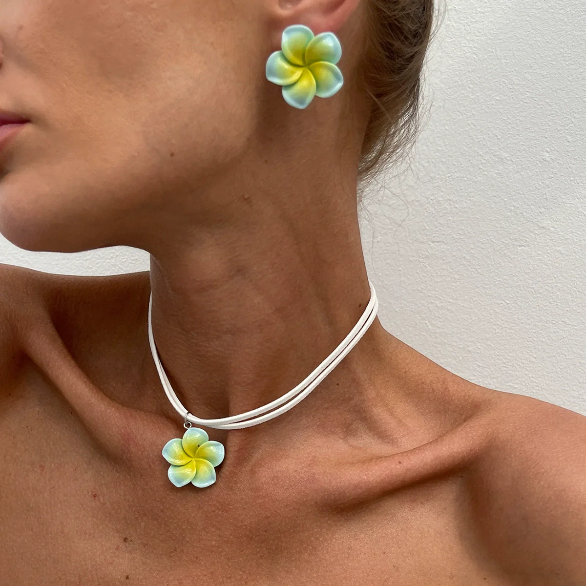 Pendant Necklace Flower Flannel Dripping Oil Clavicle Chain - Image 6