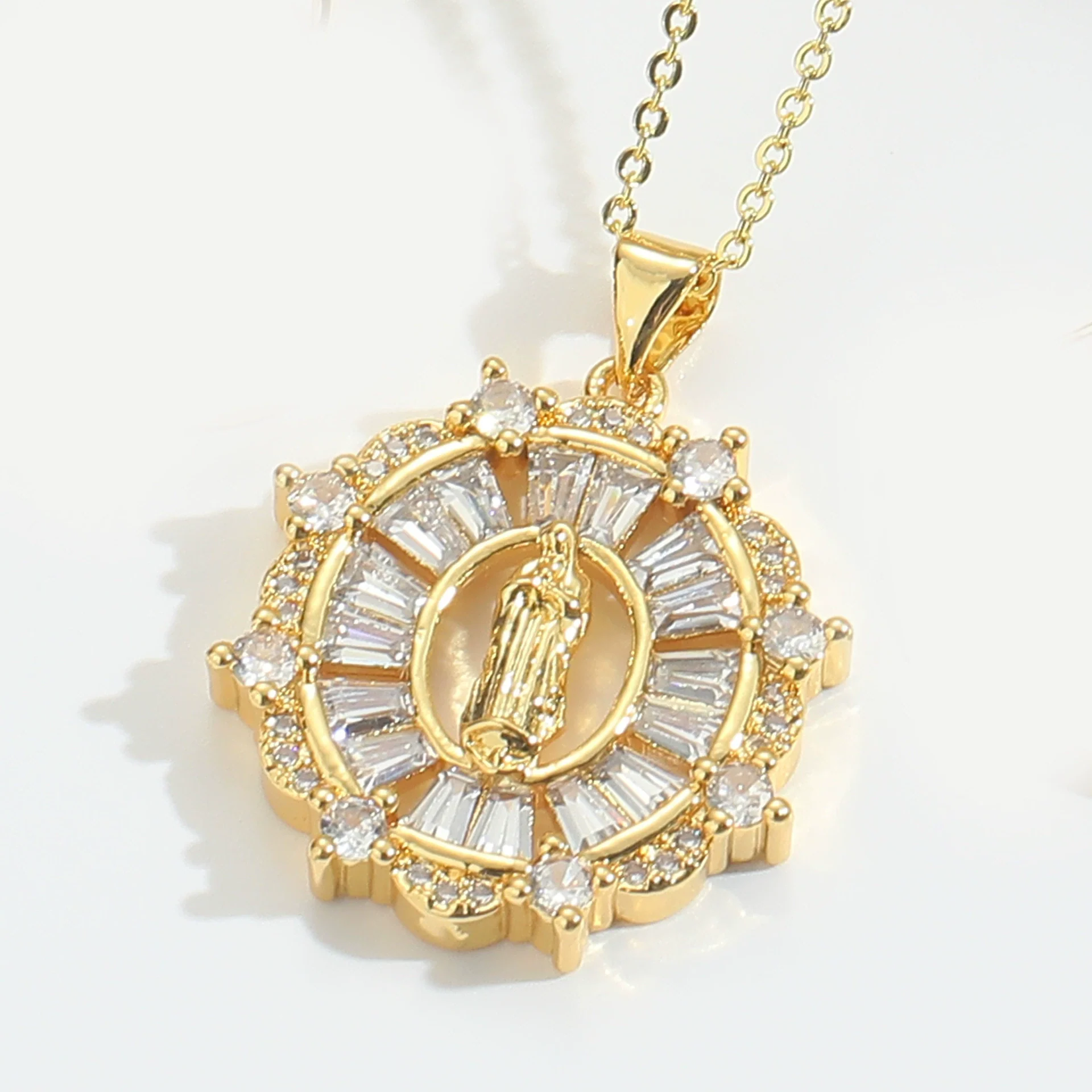 Pendant Necklace Starfish Animal Zodiac Copper Mixed Gemstone Setting Electroplating O Word Chain Design - Image 7