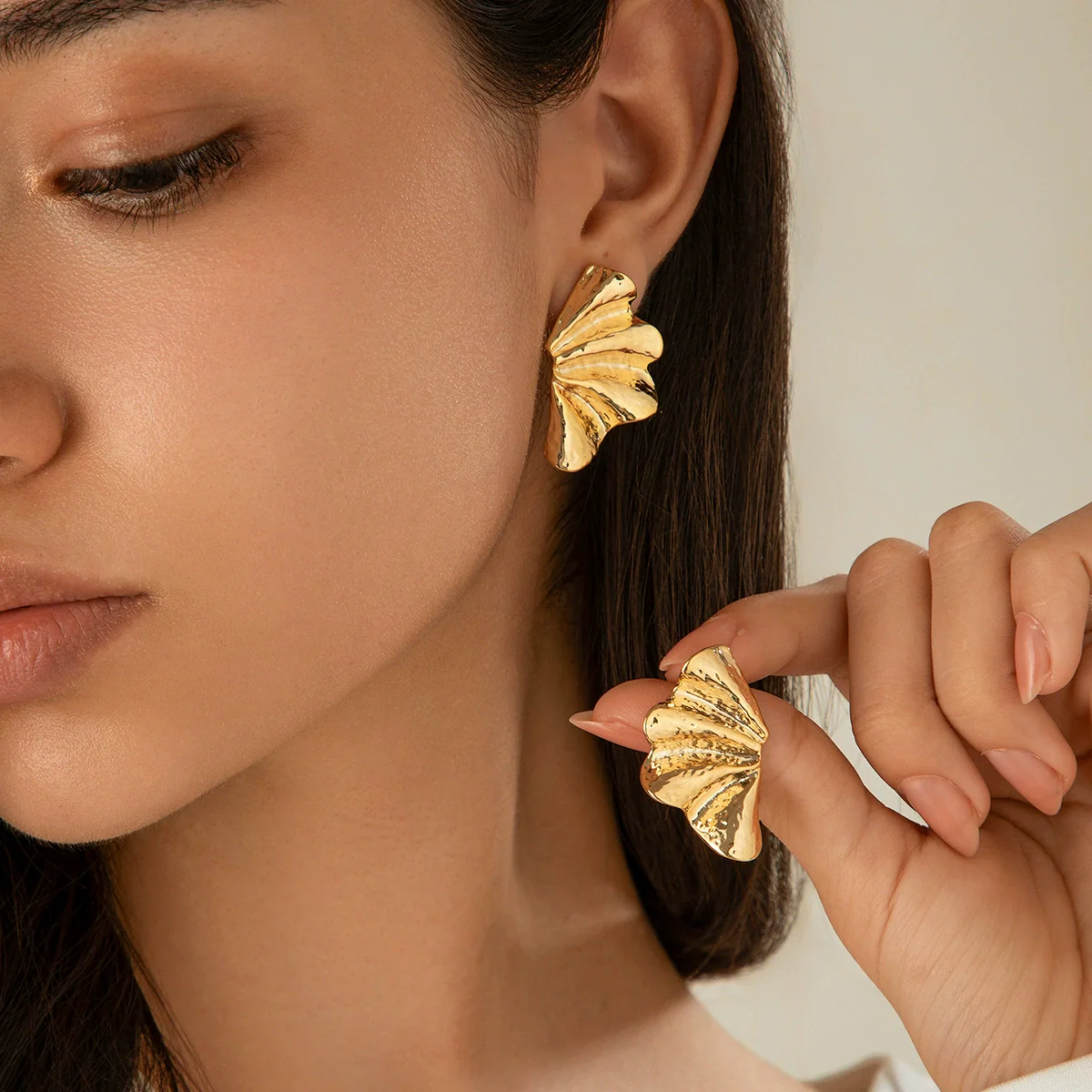 Punk Style Zinc Alloy Leaf Earrings For Women With Electroplating - Image 9