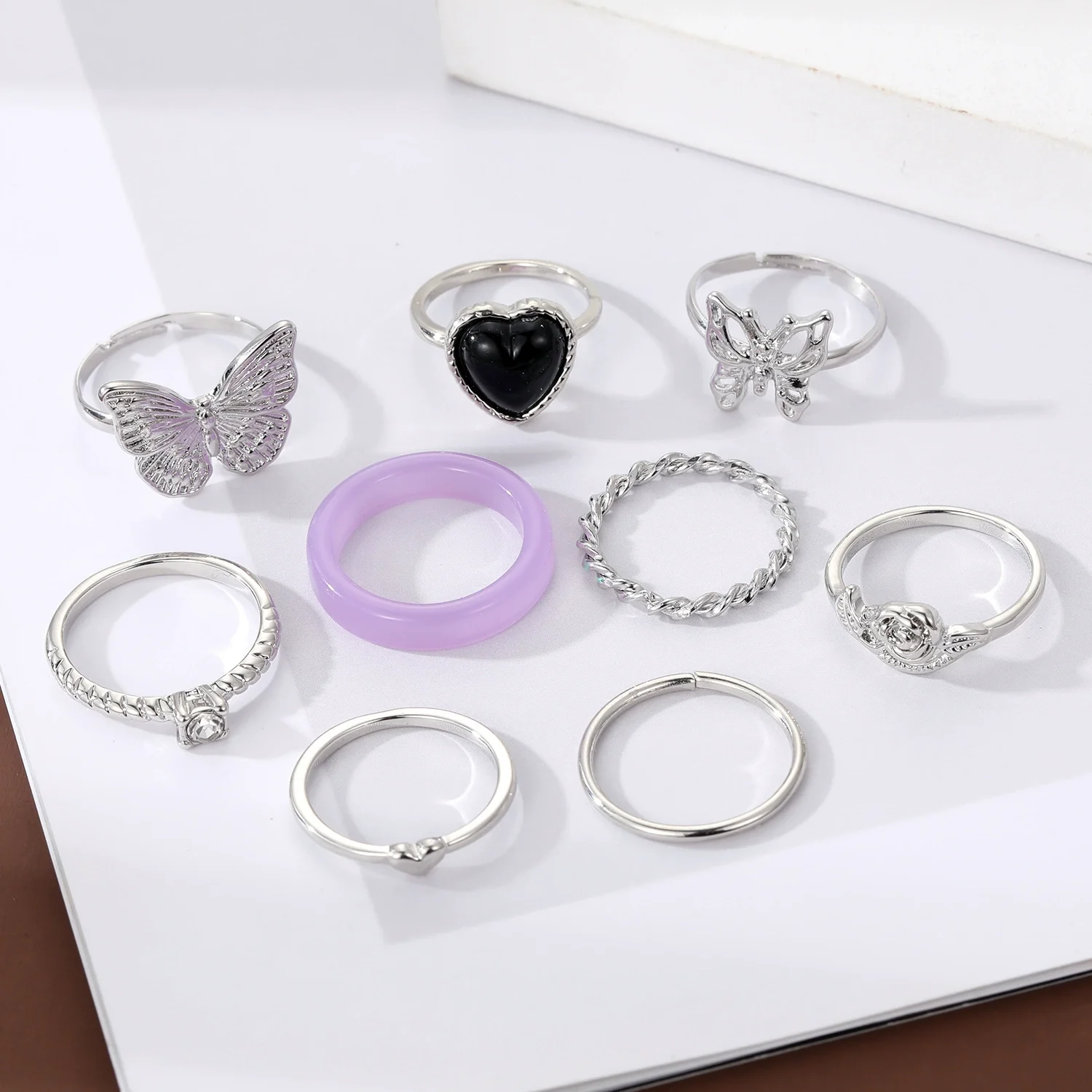 Retro Butterfly Ring Set Alloy Heart Shaped Electroplated Unisex - Image 4