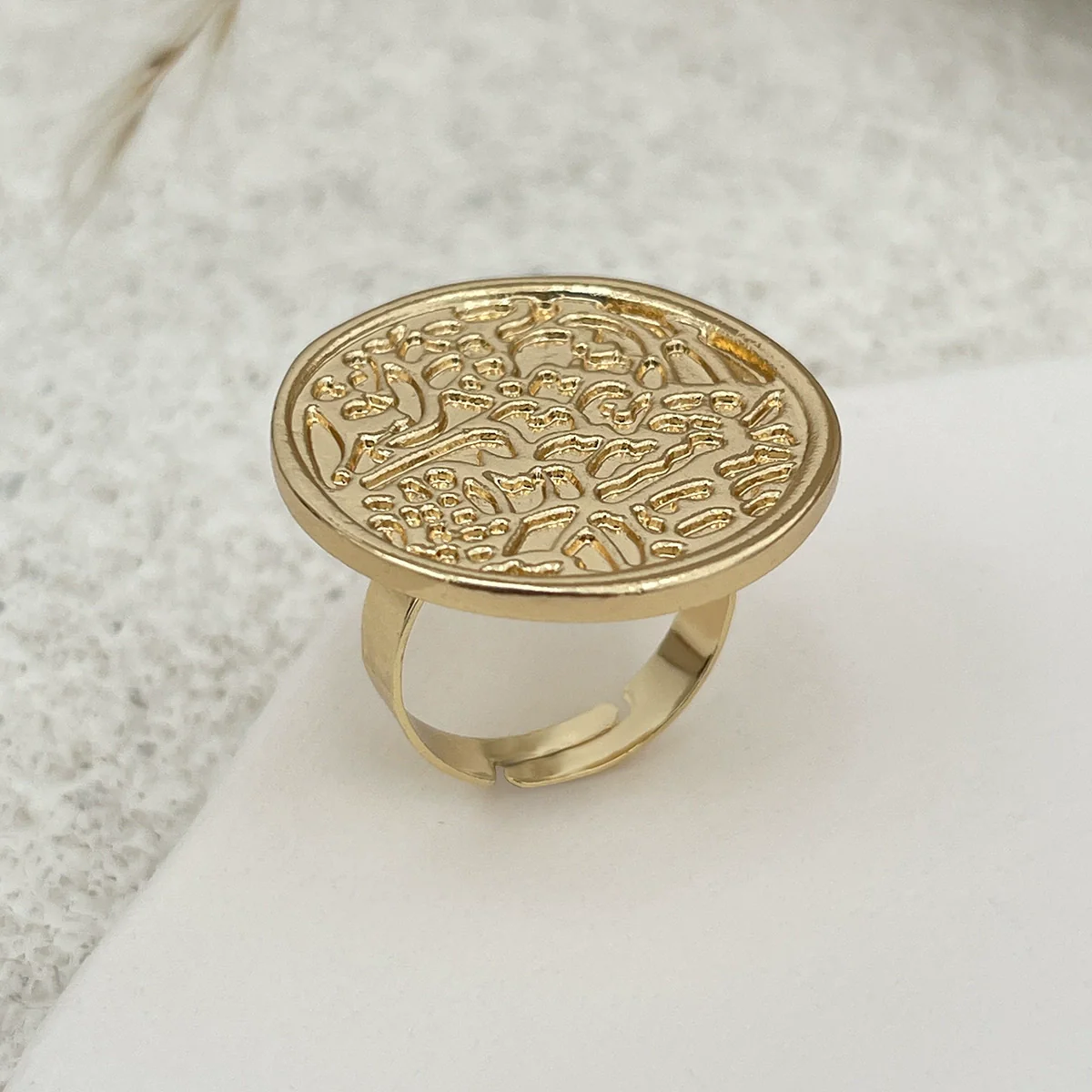 Retro Distressed Metal Round Ring With Geometric And Flower Pattern Electroplated - Image 12