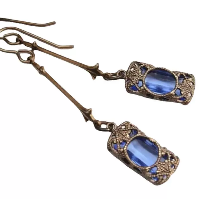 Retro Metal Rectangular Geometric Electroplated Earrings - Image 5