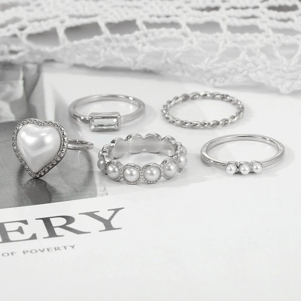 Ring Imitation Pearls Geometric Vintage Electroplating Peach Heart Design - Image 3
