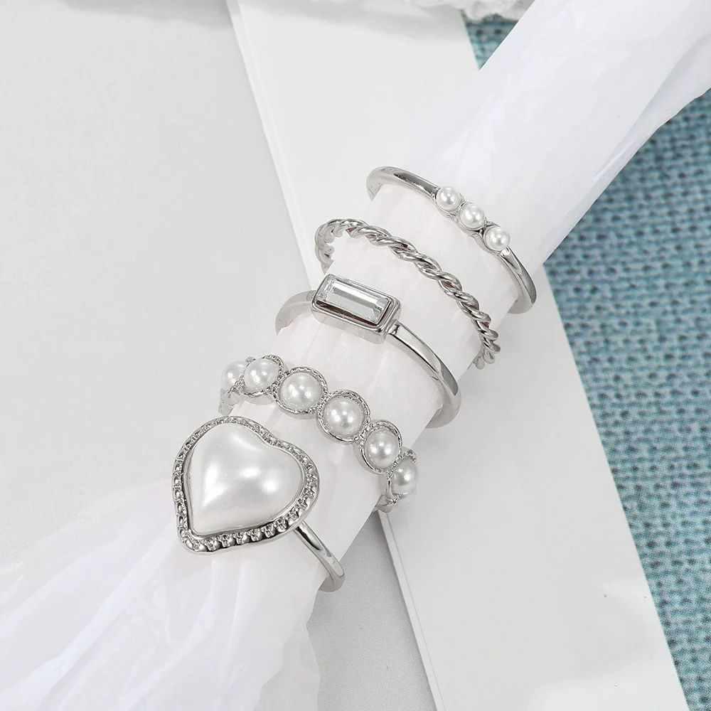Ring Imitation Pearls Geometric Vintage Electroplating Peach Heart Design - Image 4